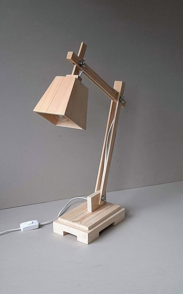 Design tafellamp (vurenhout) - Afbeelding 2