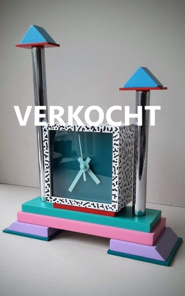 Memphis Milano Style : clock 95
